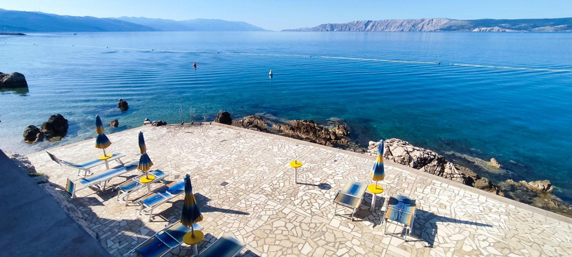 Apartment Maricic 200 Meters From The *