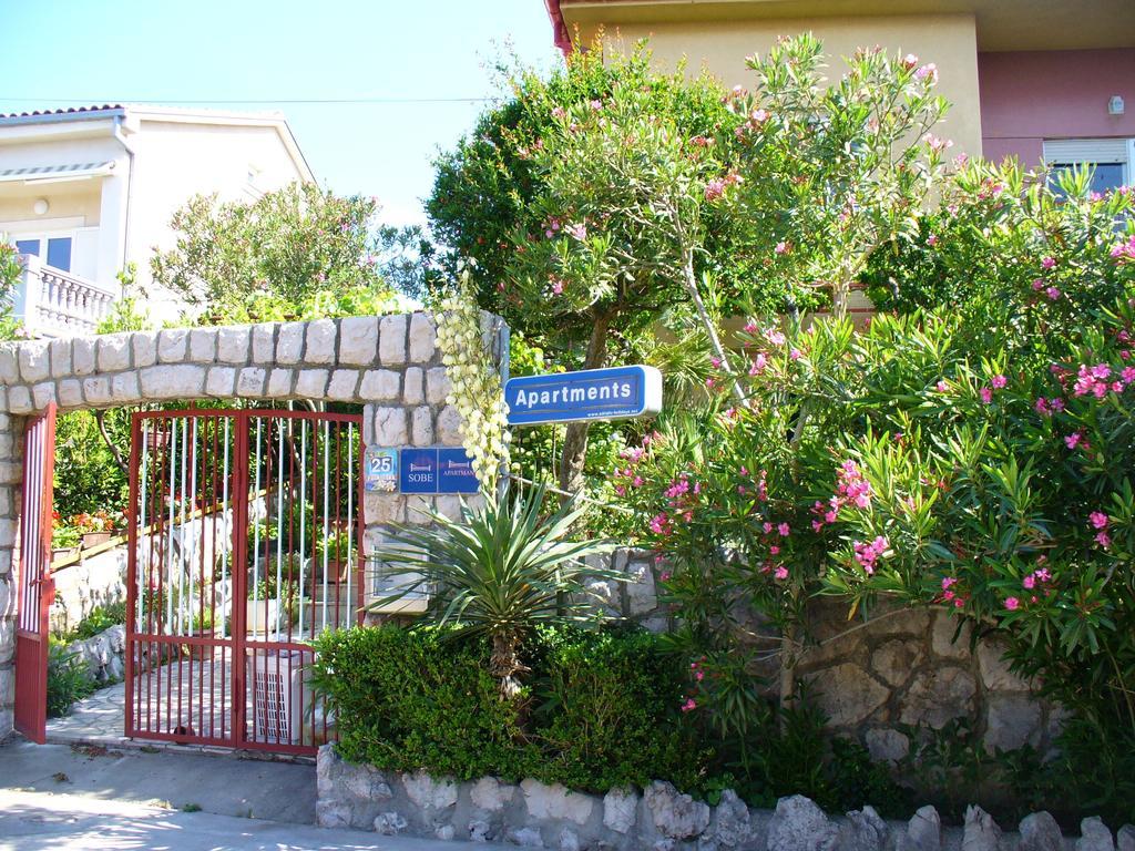 Apartment Maricic 200 Meters From The