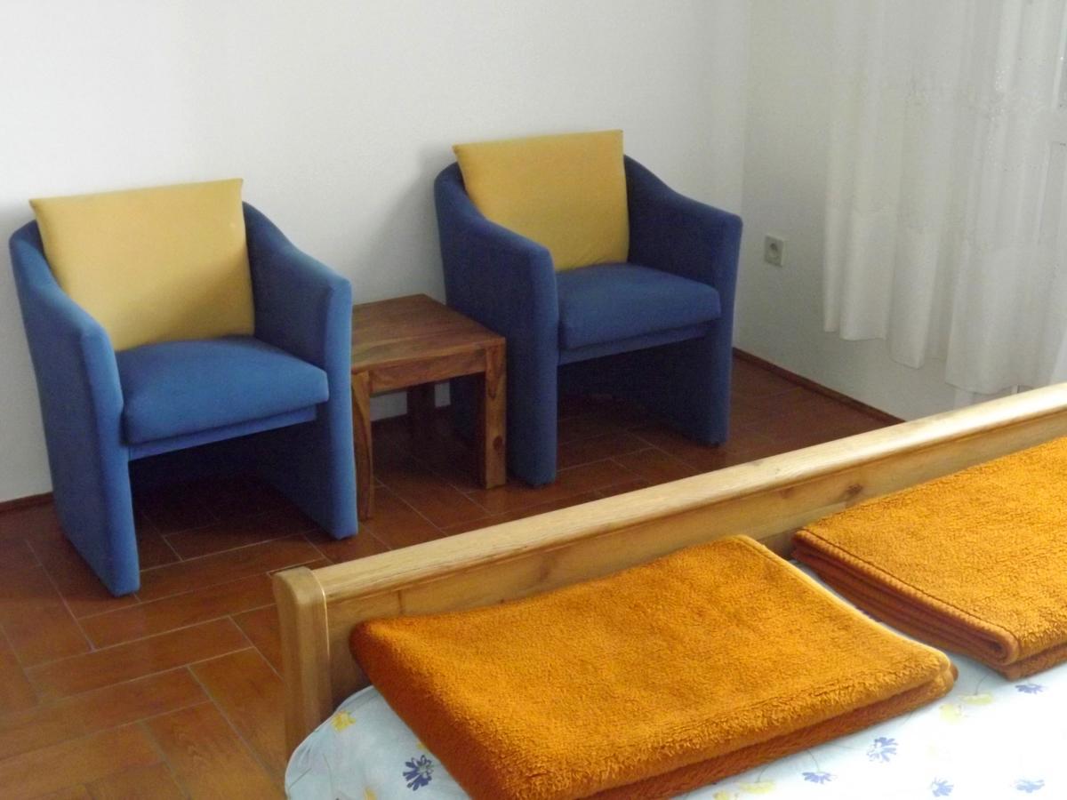 Apartment Maricic 200 Meters From The *