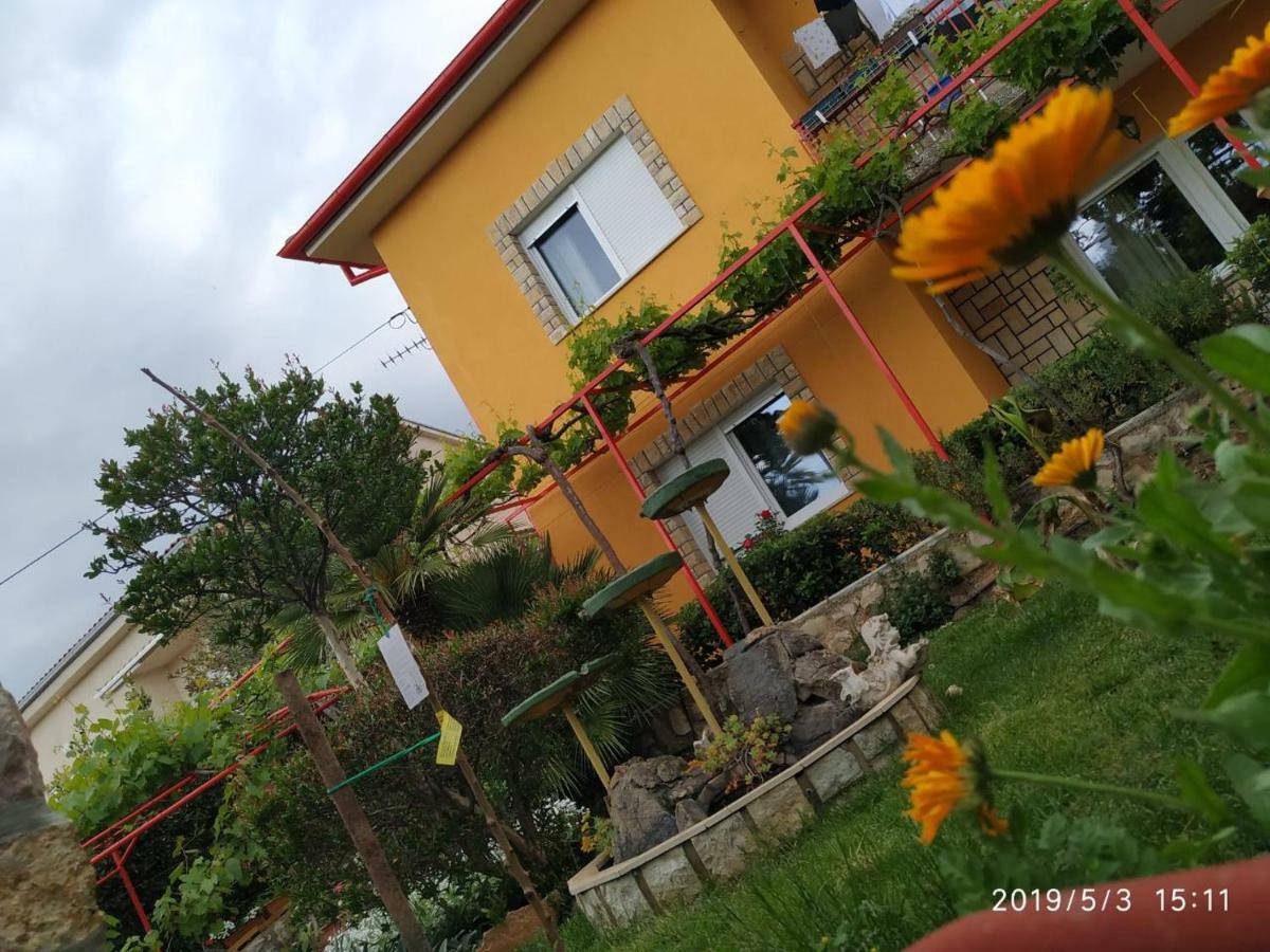 Apartment Maricic 200 Meters From The