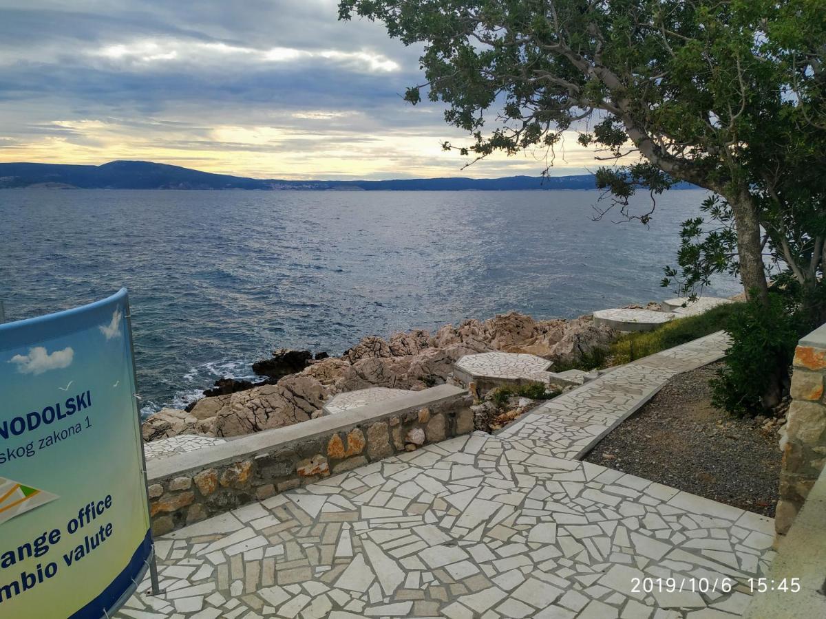 Apartment Maricic 200 Meters From The Novi Vinodolski